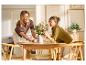 LIVARNO home grote dolomiet vaas met bloemen op tafel.