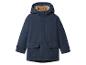 Donkerblauwe kinderparkajas met capuchon gevoerd met imitatiebont.