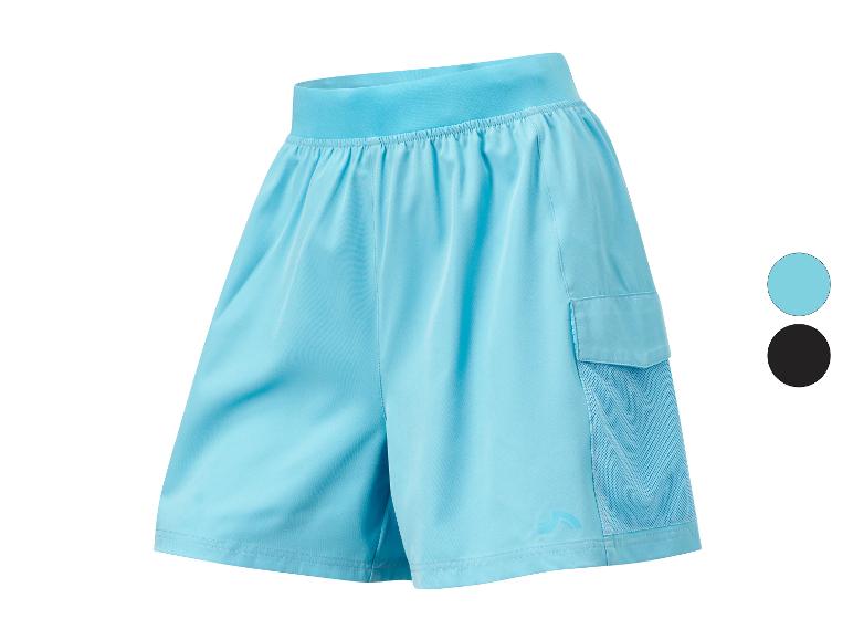 Lichtblauwe sport shorts met zak, verkrijgbaar in meerdere kleuren.