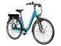 Zündapp elektrische fiets in turquoise met bagagedrager en voorlicht.