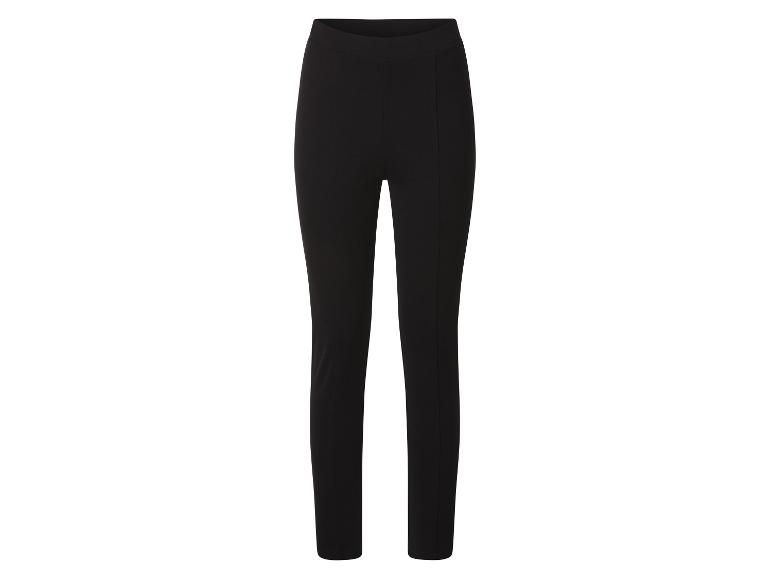 Zwarte dameslegging of broek op een witte achtergrond