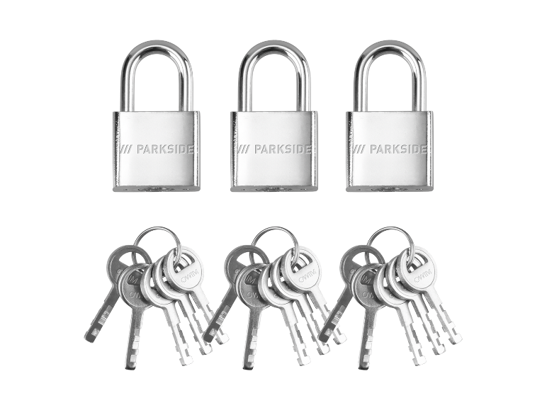 Drie Parkside hangslotten met hun sleutels.