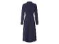 Lange donkerblauwe jurk met riem.
