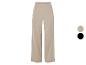 Beige wijde broek met elastische tailleband.