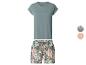 Damespyjamaset met een effen teal T-shirt en bloemige shorts, met twee kleuropties.