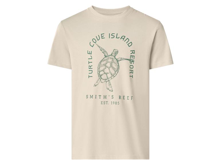 Lichtbeige T-shirt met een groene schildpadafbeelding en de tekst 'TURTLE COVE ISLAND RESORT SMITH'S REEF EST. 1985'.