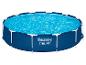 Rond Bestway Steel Pro zwembad, blauw, gevuld met water.