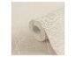 Beige behangrol met een subtiel getextureerd bladpatroon.