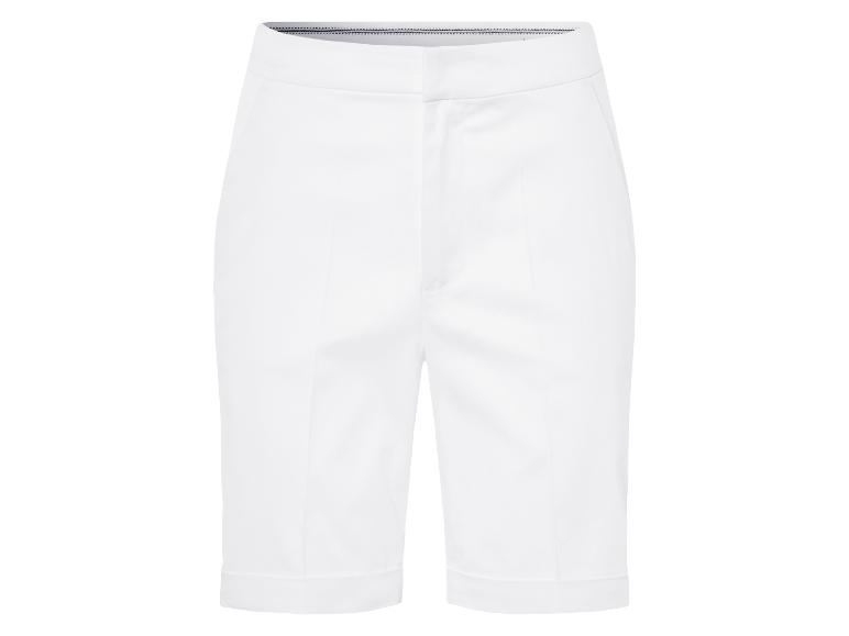 Witte shorts, elegante stijl.