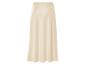 Een beige satijnen rok