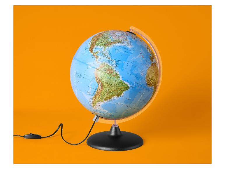 Verlichte wereldbol op een oranje achtergrond.