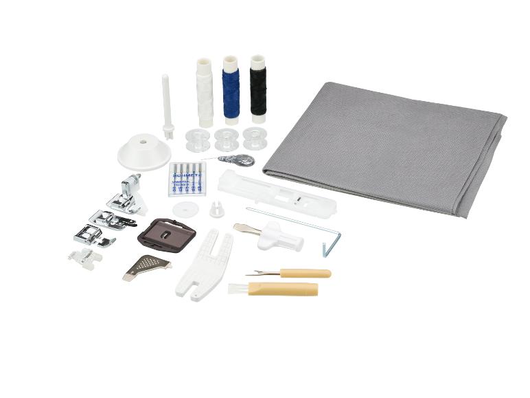 Naaiaccessoireset met draden, naalden, naaivoeten en diverse gereedschappen.