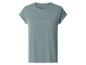 Een effen dames T-shirt met opgerolde mouwen.