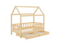 Een houten kinderbed met een huisvormig frame en twee laden.