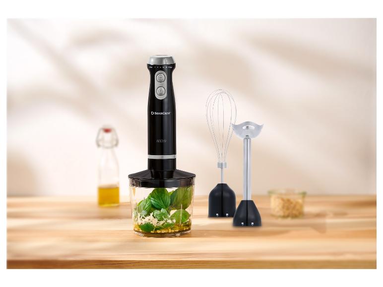 SilverCrest staafmixer 600W met accessoires in de keuken.