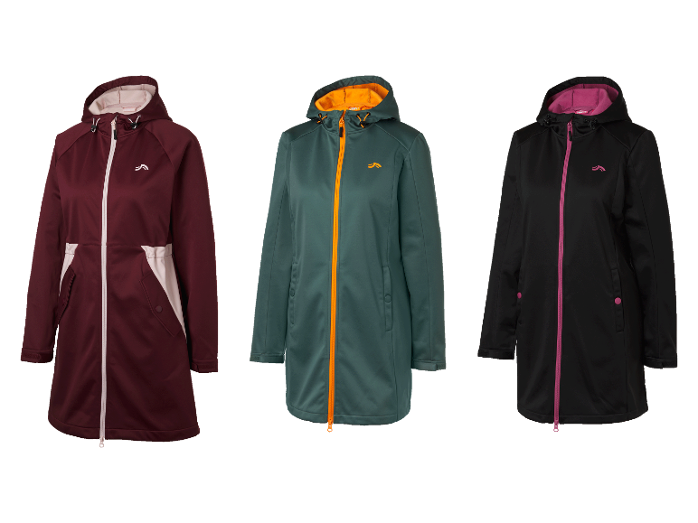 Drie softshell jassen in verschillende kleuren.