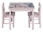 Roze kinderbureau en twee stoelen met bosdierenthema