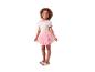 T-shirt, roze tule rok en sandalen: kleding voor kinderen.
