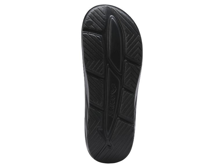 Zwarte Crivit slipperzool met een gestructureerd oppervlak.