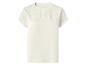 Wit T-shirt met korte mouwen en geborduurde details op de schouders en bovenborst.
