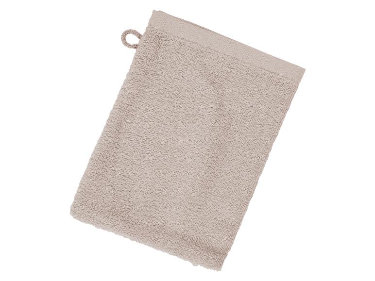 Beige washandje van badstof.