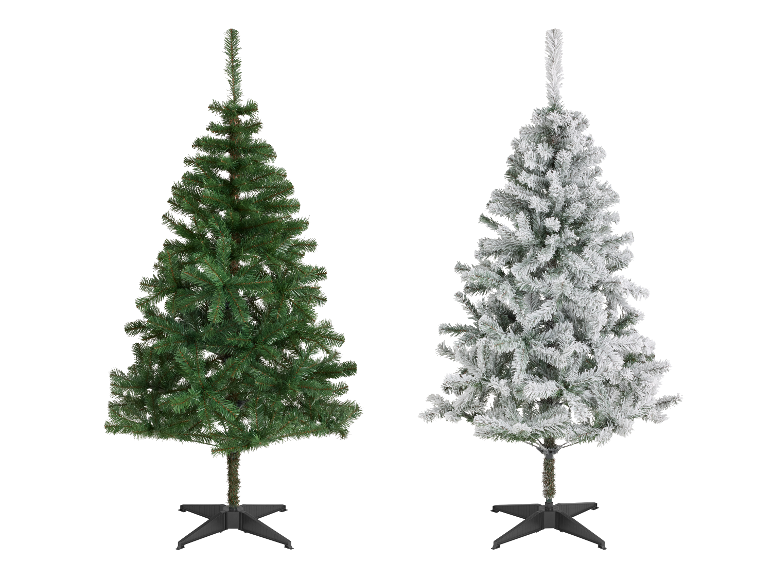 Twee kunstkerstbomen, één groen en één besneeuwd, op een witte achtergrond.