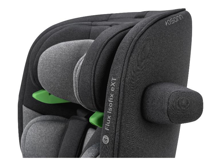 Grijze kinderautostoel met groene details en de tekst 'Flux Isofix eXT'.