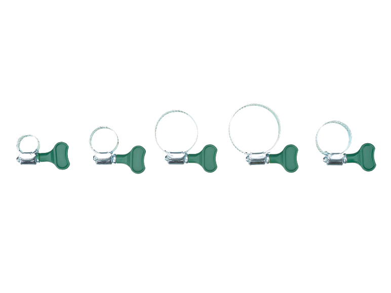 Vijf metalen slangklemmen met groene vlinderhandvatten, variërend in grootte.