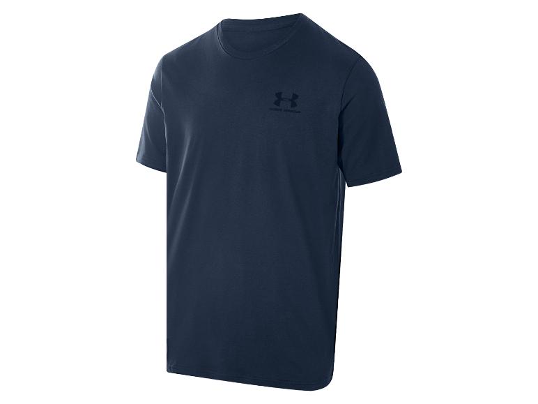 Donkerblauw T-shirt met een klein zwart logo op de borst.