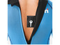 Een blauwe neopreen wetsuit met een sleutelzakje.