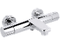 Chromen thermostatische douchekraan met temperatuurregeling en stroomhendel.