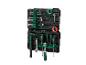 Gereedschapswand met moersleutels, hamer, schroevendraaiers en ander gereedschap.