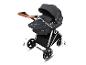 Baby buggy met reiswieg en regenhoes, modern en stijlvol design.