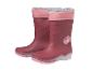 Meisjes regenlaarzen in bessenkleur met roze rand en bloemmotief.
