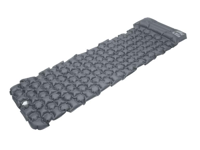 Opblaasbaar grijs slaapmatje met kussen voor kamperen.