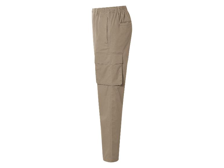 Beige cargo broek: zijaanzicht.