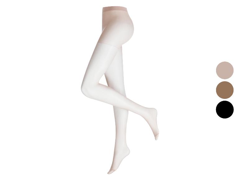 Vrouwelijke panty's in diverse kleuren.