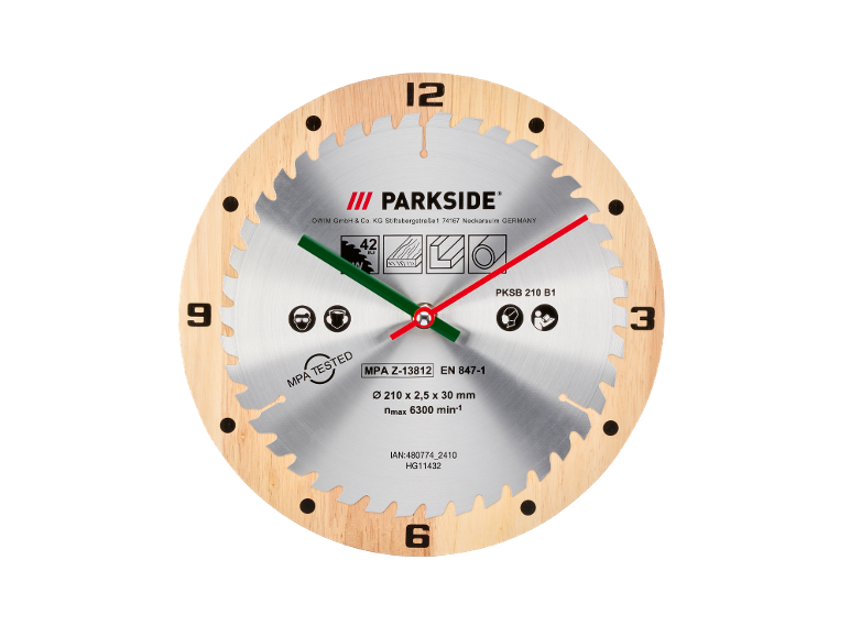 Een Parkside klok in de vorm van een cirkelzaagblad.