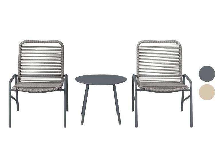 Tuinset met twee grijze stoelen en een ronde tafel.