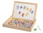 Houten educatief bord met magnetische letters en cijfers, stift en wisser.