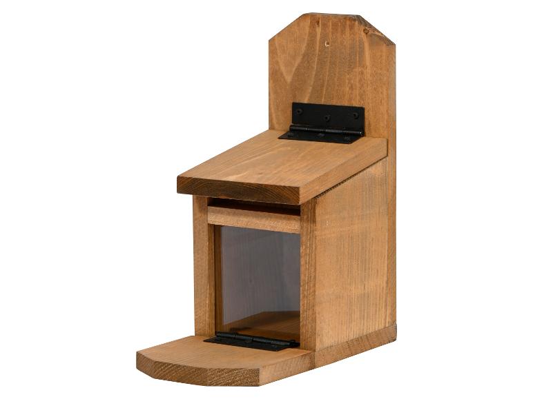 Houten eekhoornvoederhuisje met scharnierend dak en transparant venster.