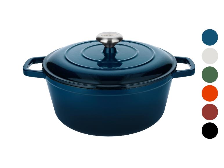 Blauwe gietijzeren pan met deksel en kleurstalen