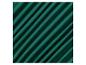 Een stuk donkergroene stof gevouwen in diagonale lijnen.