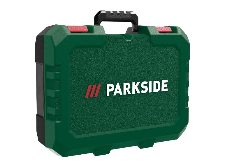 Groene Parkside gereedschapskoffer met zwart handvat en rode sluitingen.