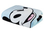 Een blauwe fleece deken met Mickey Mouse erop.