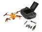 Oranje Pocket Drone Revell Control drone met afstandsbediening en accessoires.