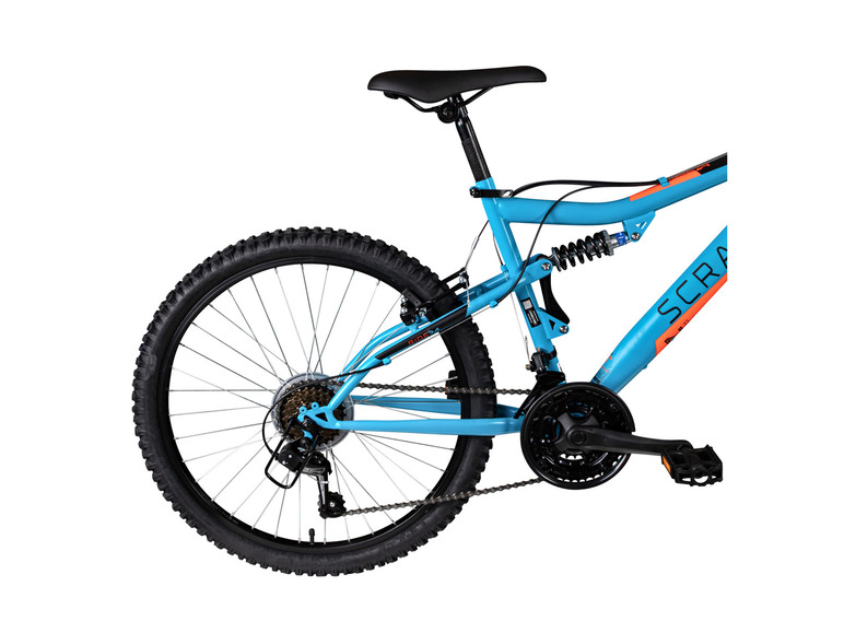 Een blauwe mountainbike met een achterwiel, derailleur en ketting.