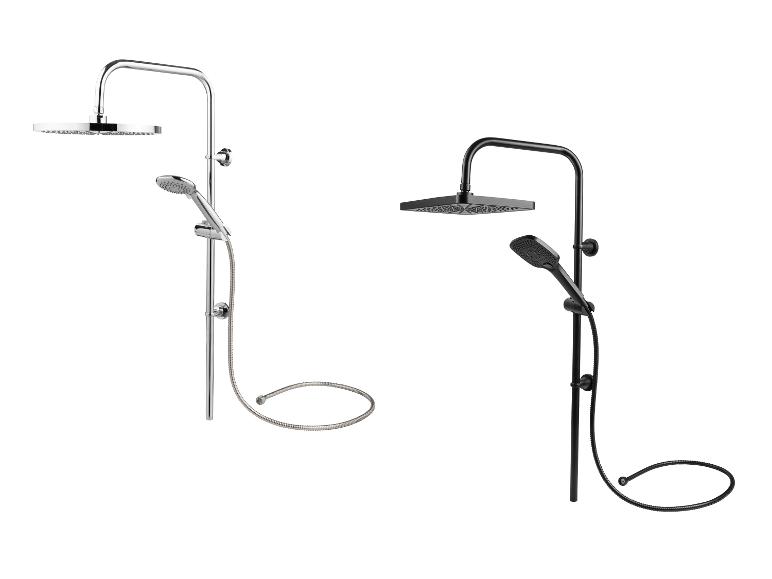 Twee douchesystemen, één chroom en één matzwart, met regendouche en handdouche.
