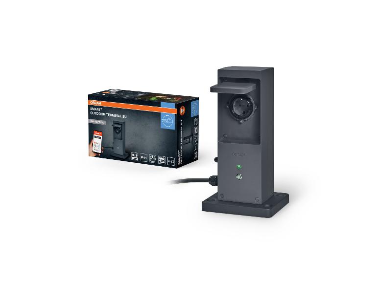 Slimme buitenstekkerdoos met wifi-repeater en verpakking.
