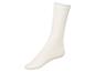 Witte sokken met ribbelstructuur.